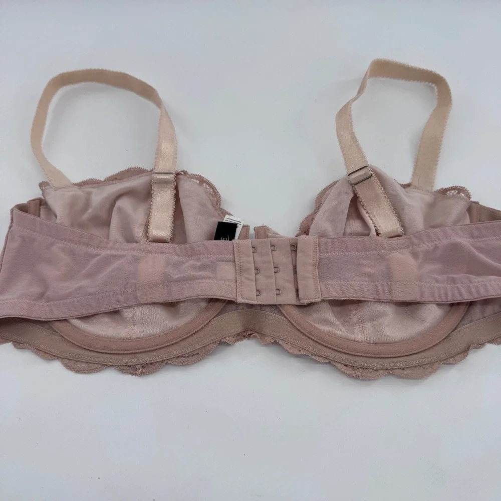 Adore Me Lace Unlined Underwire Bra Womens 40DD/E TanFloral Scalloped